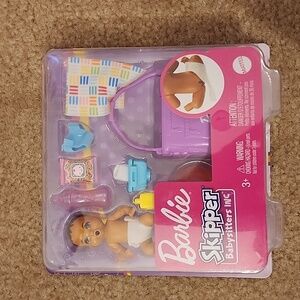 NIB Barbie Skipper Babysitters Inc Feeding and Changing Doll & Playset
